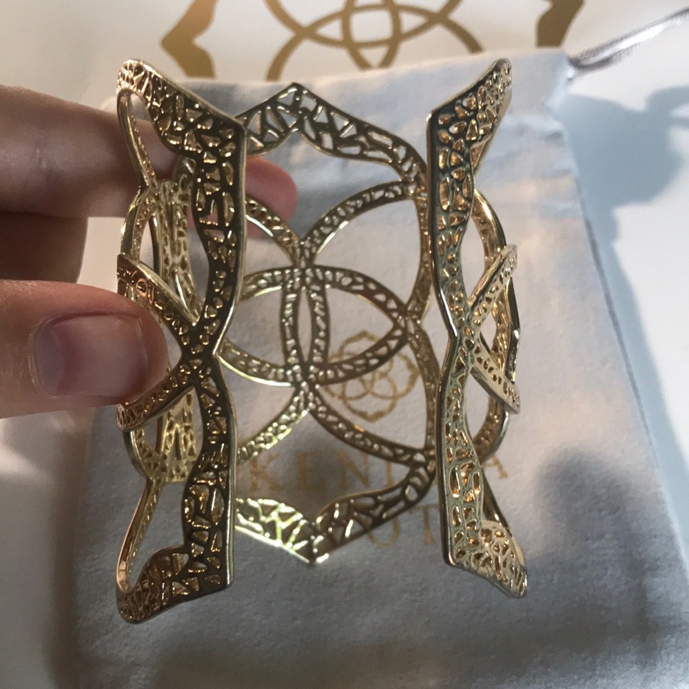 VINTAGE Roni cuff- Like New - Picture 3 of 4